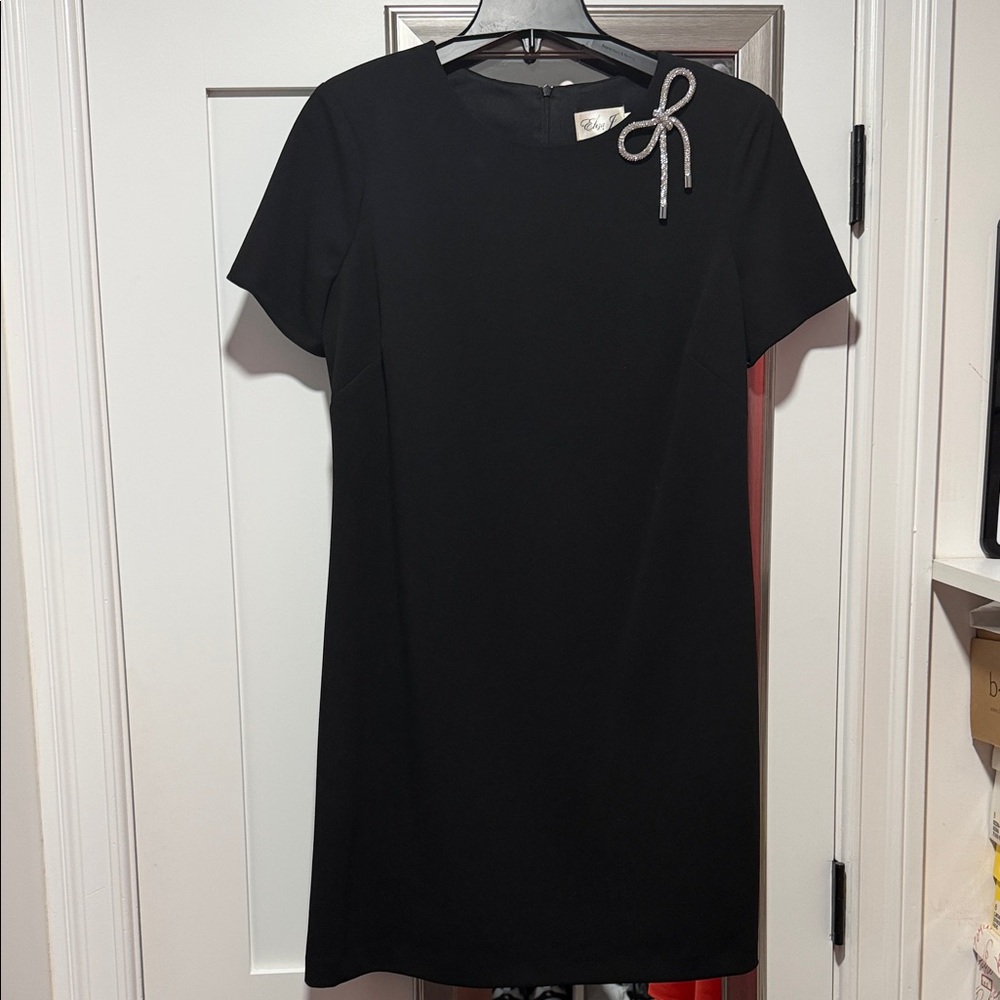 Eliza J Black Short-Sleeve Shift Dress with Rhinestone Bow Accent